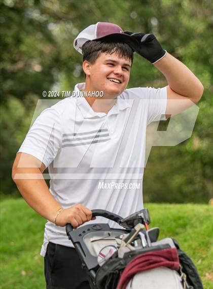 Thumbnail 3 in UIL 3A Boys Golf Finals photogallery.