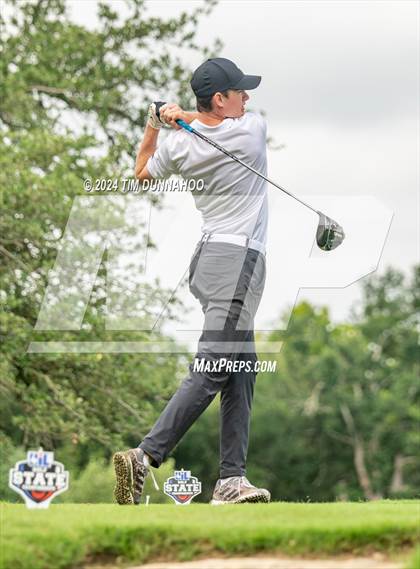 Thumbnail 2 in UIL 3A Boys Golf Finals photogallery.