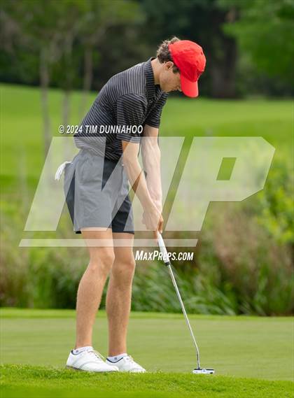 Thumbnail 3 in UIL 3A Boys Golf Finals photogallery.