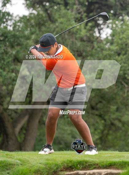 Thumbnail 3 in UIL 3A Boys Golf Finals photogallery.
