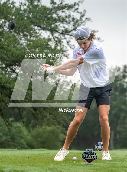 Thumbnail 2 in UIL 3A Boys Golf Finals photogallery.