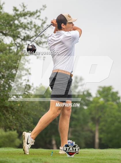 Thumbnail 2 in UIL 3A Boys Golf Finals photogallery.