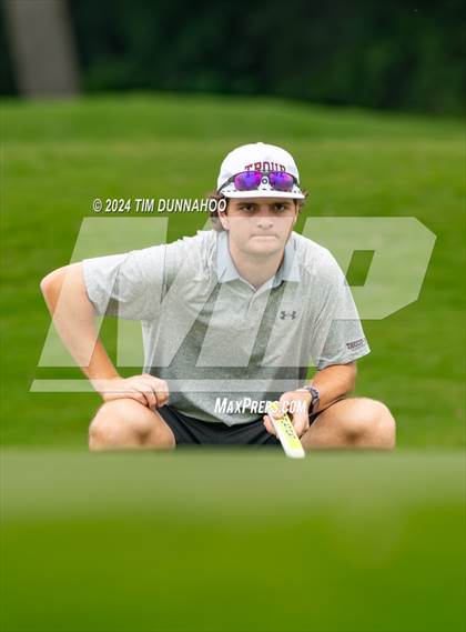 Thumbnail 1 in UIL 3A Boys Golf Finals photogallery.