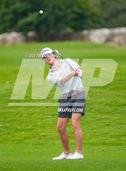 Thumbnail 1 in UIL 3A Boys Golf Finals photogallery.