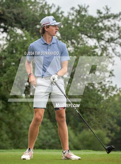 Thumbnail 3 in UIL 3A Boys Golf Finals photogallery.