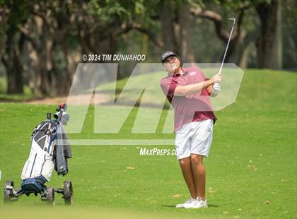 Thumbnail 3 in UIL 3A Boys Golf Finals photogallery.