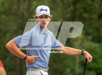 Thumbnail 3 in UIL 3A Boys Golf Finals photogallery.