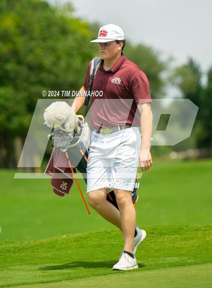Thumbnail 1 in UIL 3A Boys Golf Finals photogallery.
