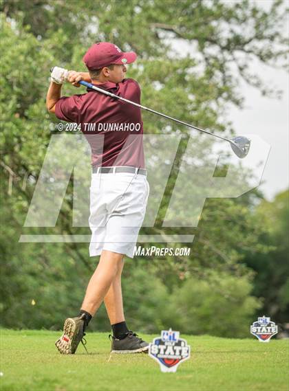 Thumbnail 2 in UIL 3A Boys Golf Finals photogallery.