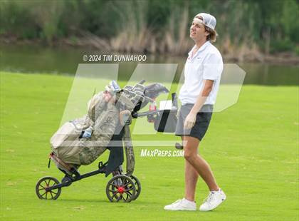 Thumbnail 2 in UIL 3A Boys Golf Finals photogallery.