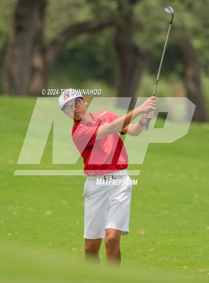 Thumbnail 2 in UIL 3A Boys Golf Finals photogallery.