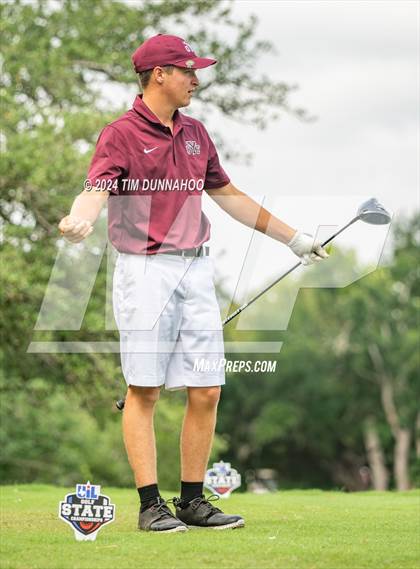 Thumbnail 3 in UIL 3A Boys Golf Finals photogallery.