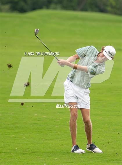 Thumbnail 3 in UIL 3A Boys Golf Finals photogallery.