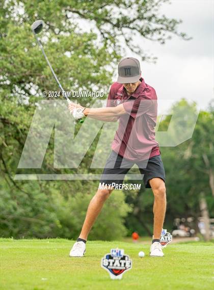 Thumbnail 2 in UIL 3A Boys Golf Finals photogallery.
