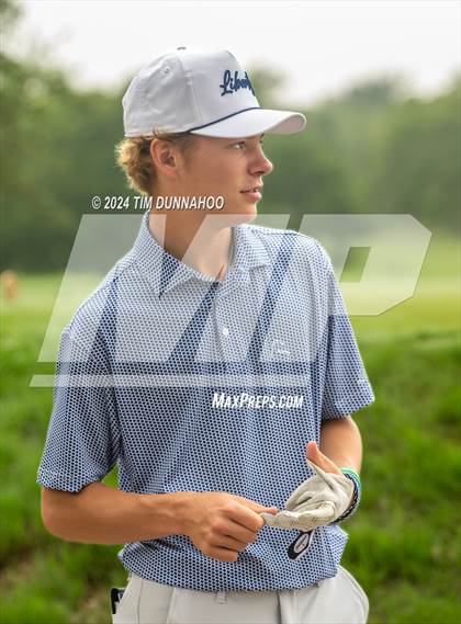 Thumbnail 2 in UIL 3A Boys Golf Finals photogallery.