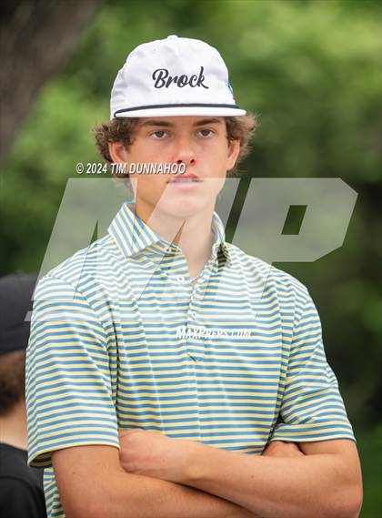 Thumbnail 2 in UIL 3A Boys Golf Finals photogallery.