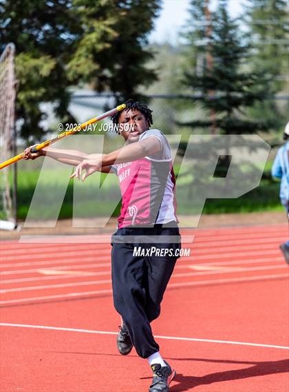Thumbnail 1 in Mid-Willamette Conference Meet photogallery.