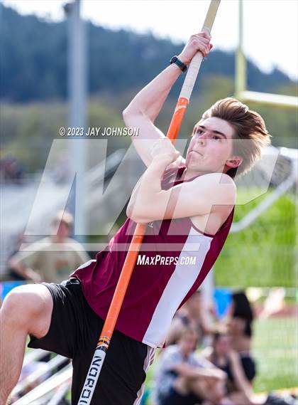 Thumbnail 3 in Mid-Willamette Conference Meet photogallery.