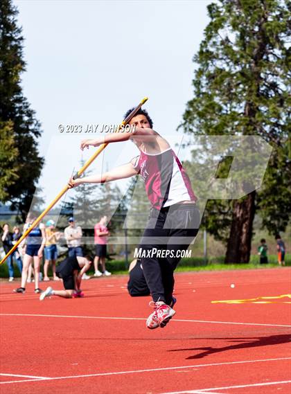 Thumbnail 1 in Mid-Willamette Conference Meet photogallery.