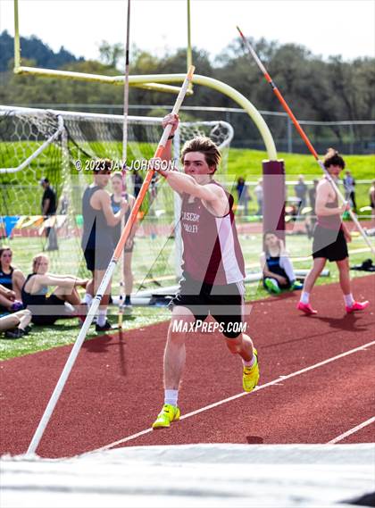 Thumbnail 1 in Mid-Willamette Conference Meet photogallery.