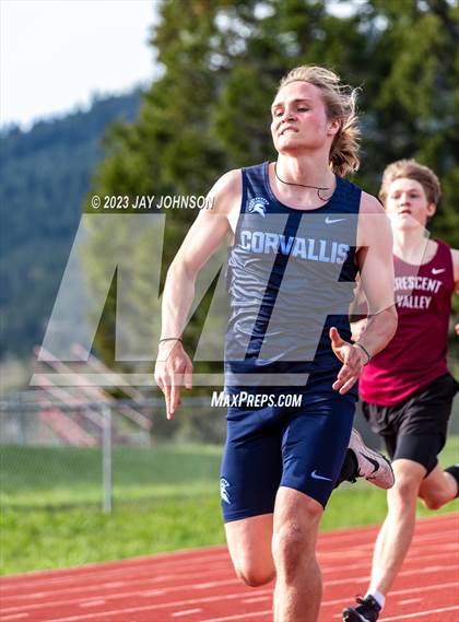 Thumbnail 2 in Mid-Willamette Conference Meet photogallery.