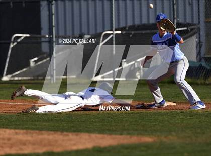 Thumbnail 2 in Davis Sr. @ Oak Ridge photogallery.