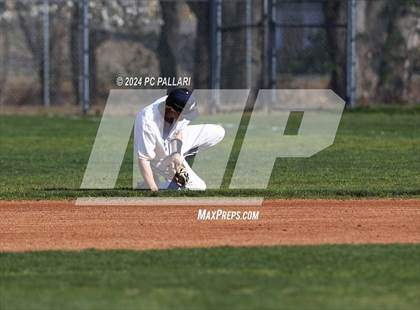 Thumbnail 2 in Davis Sr. @ Oak Ridge photogallery.