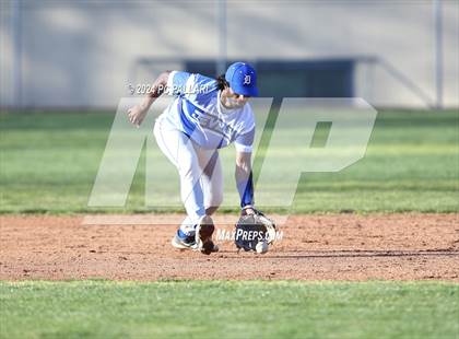 Thumbnail 1 in Davis Sr. @ Oak Ridge photogallery.