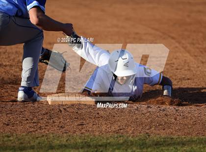Thumbnail 1 in Davis Sr. @ Oak Ridge photogallery.