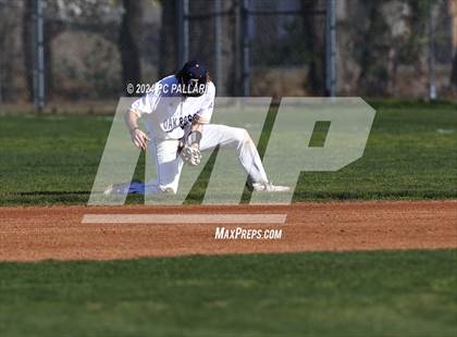 Thumbnail 3 in Davis Sr. @ Oak Ridge photogallery.