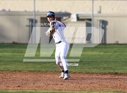 Thumbnail 2 in Davis Sr. @ Oak Ridge photogallery.