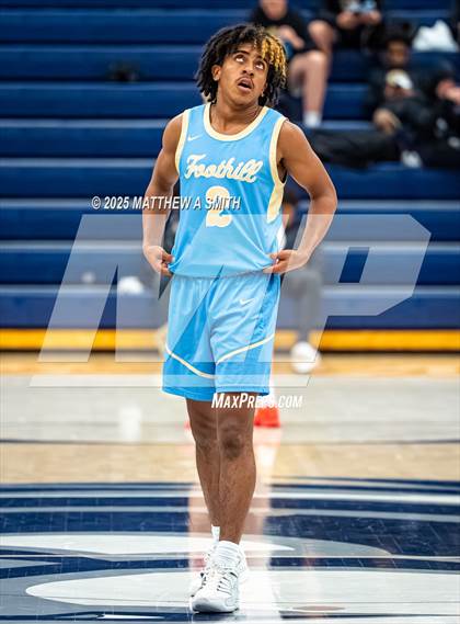 Thumbnail 2 in Foothill vs. Timpview photogallery.