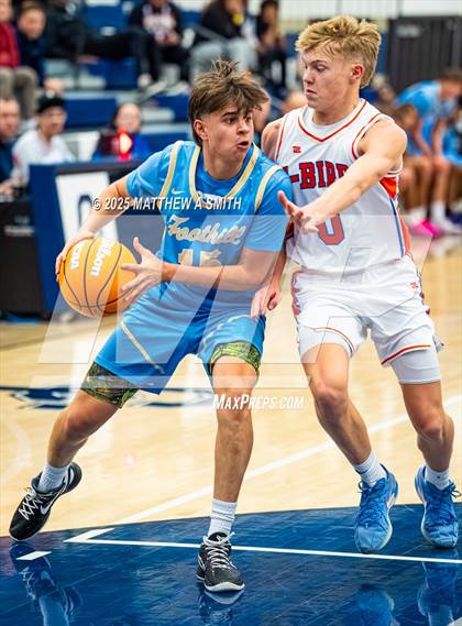 Thumbnail 1 in Foothill vs. Timpview photogallery.