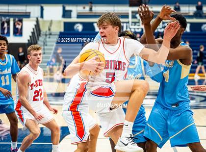 Thumbnail 2 in Foothill vs. Timpview photogallery.