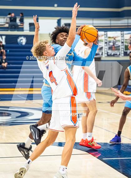 Thumbnail 1 in Foothill vs. Timpview photogallery.