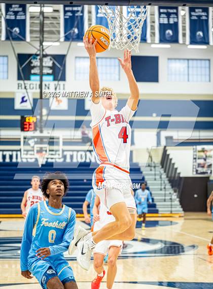 Thumbnail 1 in Foothill vs. Timpview photogallery.