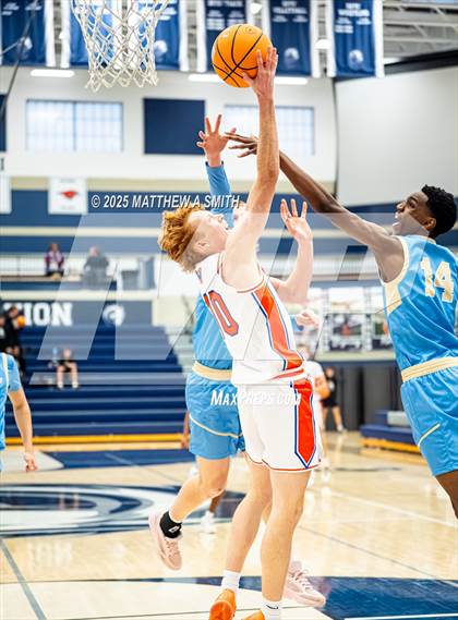 Thumbnail 3 in Foothill vs. Timpview photogallery.