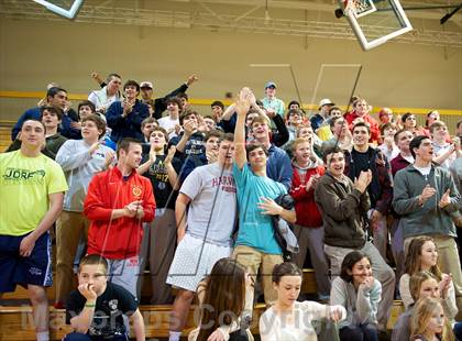 Thumbnail 2 in Chaminade vs. St. Mary's (CHSAA Semifinal) photogallery.