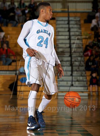 Thumbnail 3 in Chaminade vs. St. Mary's (CHSAA Semifinal) photogallery.