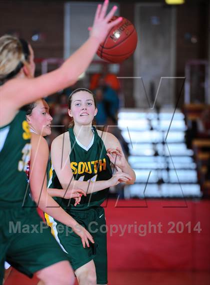 Thumbnail 2 in Manhattan vs Shawnee Mission South (Mid America Classic 2nd Round) photogallery.