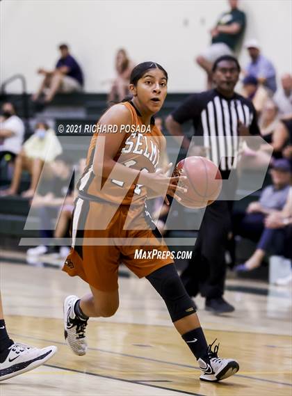 Thumbnail 2 in Selma @ Kingsburg photogallery.