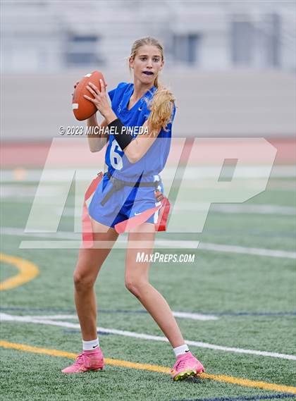 Thumbnail 2 in JSerra Catholic vs Santa Margarita (South County Showdown) photogallery.