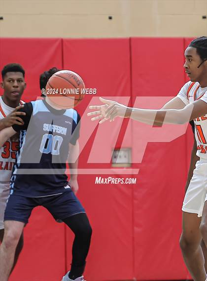 Thumbnail 2 in Suffern vs White Plains (3rd Annual Dom Narcisco Memorial Foundation Invitational) photogallery.