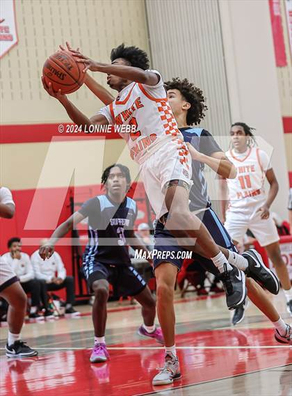 Thumbnail 2 in Suffern vs White Plains (3rd Annual Dom Narcisco Memorial Foundation Invitational) photogallery.