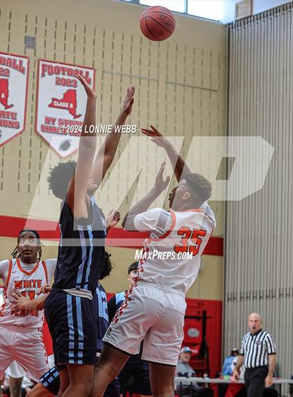 Thumbnail 3 in Suffern vs White Plains (3rd Annual Dom Narcisco Memorial Foundation Invitational) photogallery.