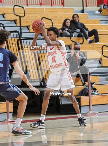 Thumbnail 2 in Suffern vs White Plains (3rd Annual Dom Narcisco Memorial Foundation Invitational) photogallery.