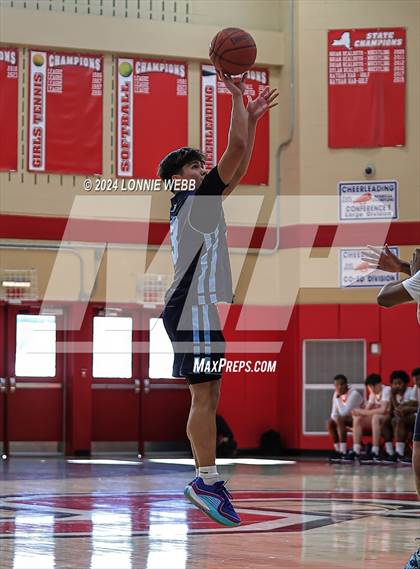 Thumbnail 3 in Suffern vs White Plains (3rd Annual Dom Narcisco Memorial Foundation Invitational) photogallery.