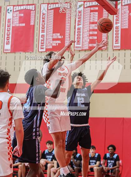 Thumbnail 1 in Suffern vs White Plains (3rd Annual Dom Narcisco Memorial Foundation Invitational) photogallery.