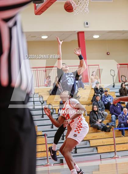 Thumbnail 3 in Suffern vs White Plains (3rd Annual Dom Narcisco Memorial Foundation Invitational) photogallery.