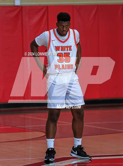 Thumbnail 2 in Suffern vs White Plains (3rd Annual Dom Narcisco Memorial Foundation Invitational) photogallery.